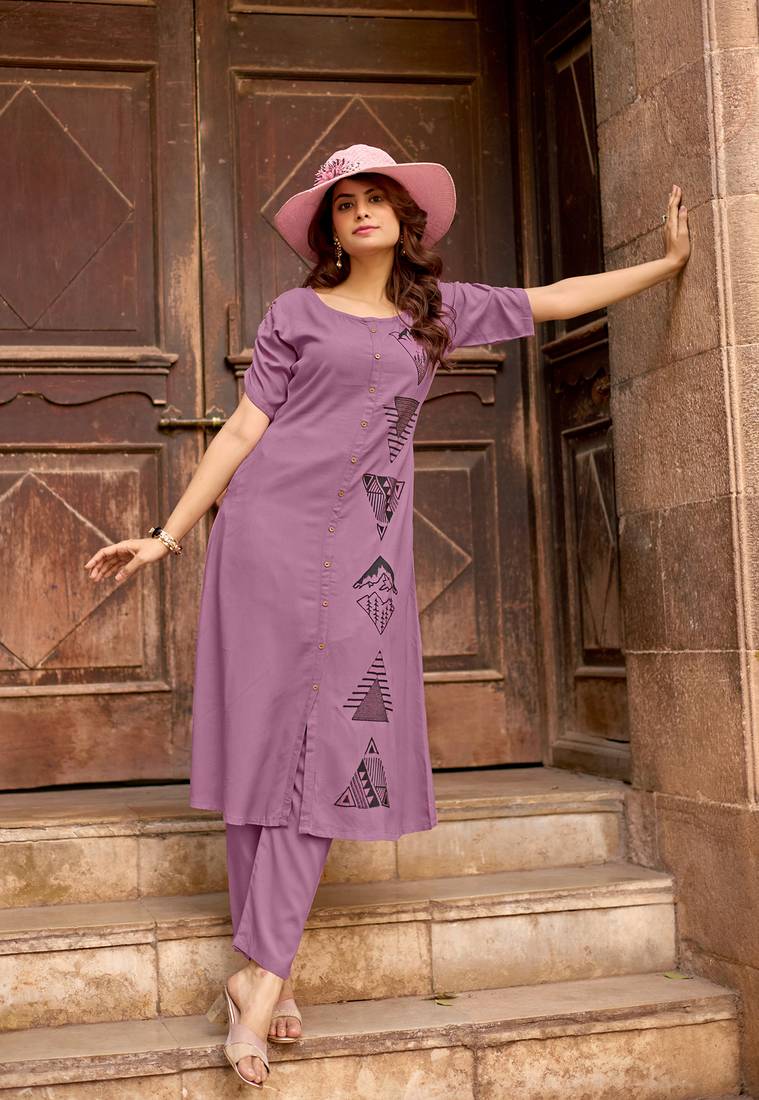 Women Ethnic Motifs Printed  Kurta with Trouser