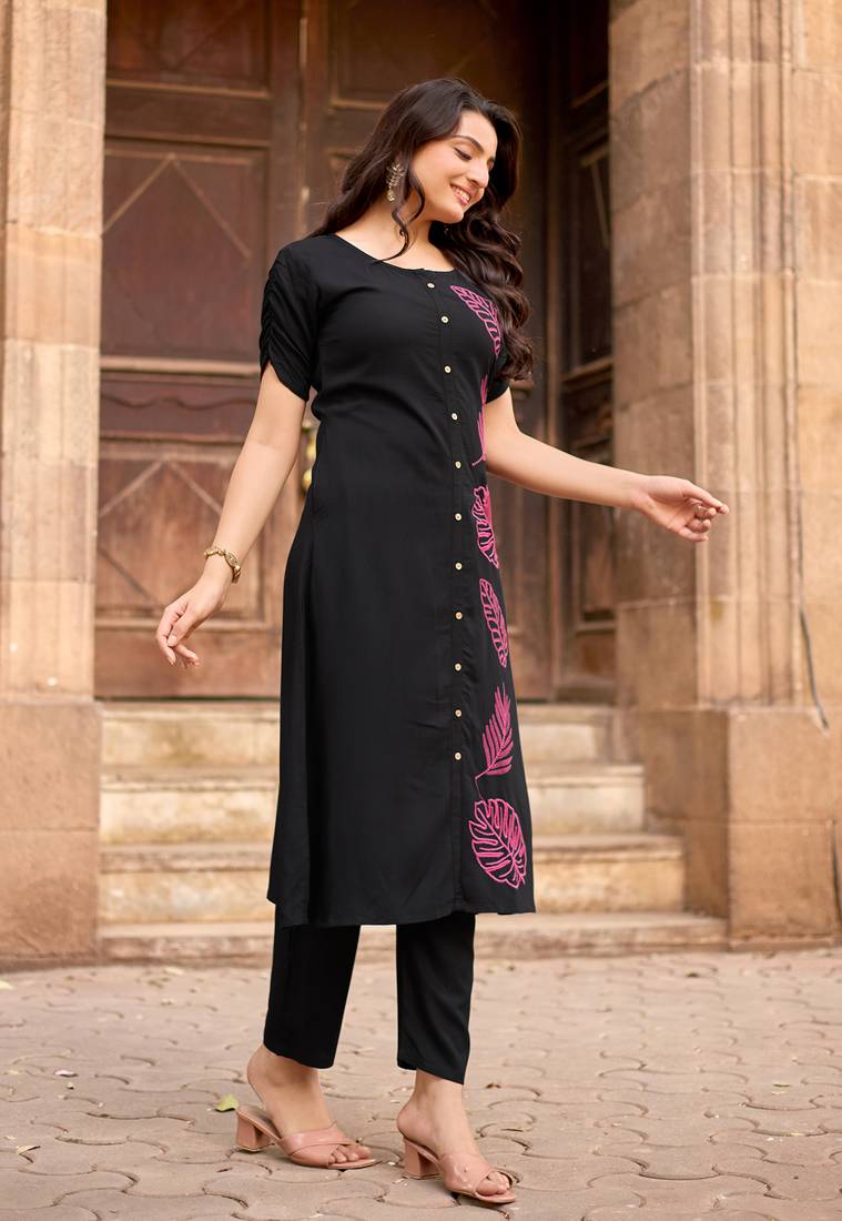 Women Ethnic Motifs Printed  Kurta with Trouser