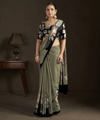pista stylish digital printed silk blend crepe saree trendy looks 4