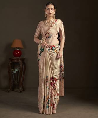 peach stylish digital printed silk blend crepe saree trendy looks 4