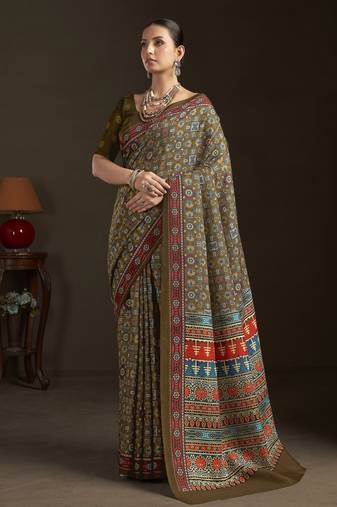 mahendi color stylish digital printed silk blend crepe fabric saree for trendy looks