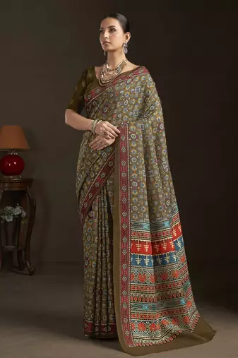 mahendi color stylish digital printed silk blend crepe fabric saree for trendy looks