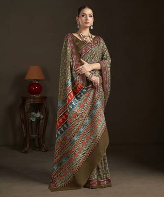 mahendi stylish digital printed silk blend crepe saree trendy looks 4