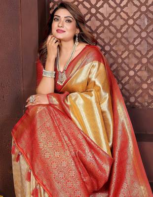 yellow faux banarasi tissue silk blend jacquard woven saree 3