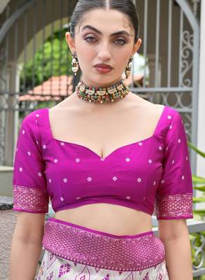 magenta woven partywear saree 5