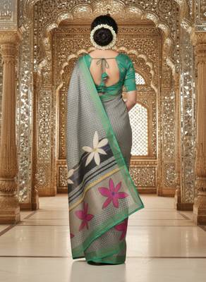 green crepe art silk blend digital printed ethnic festive saree 2