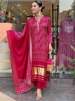 Women   s viscose silk bandhani printed pink kurta pant set with chanderi dupatta 1
