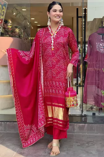 Women   s viscose silk bandhani printed pink kurta pant set with chanderi dupatta