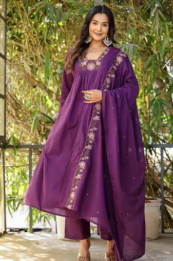 Women’s rayon silk floral embroidered purple kurta pant set with chanderi dupatta