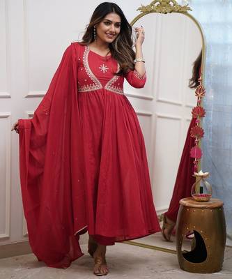  muslin silk embroidered red kurta pant set with chanderi dupatta 1