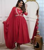 Women’s muslin silk embroidered red kurta pant set with chanderi dupatta