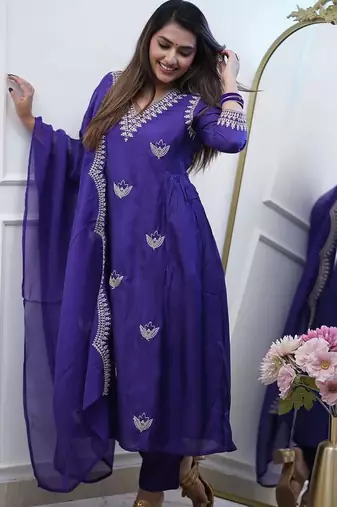  chanderi silk embroidered royal blue kurta pant set with chanderi dupatta