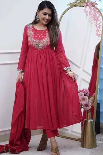  chinon silk floral embroidered maroon kurta pant set with chanderi dupatta
