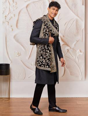 black kalka jacquard sherwani set with viscose pyjama & embroidered velvet dupatta | wedding party wear 4