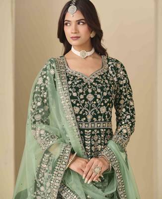 Bottle green velvet heavy thread embroidery with sequins work salwar kameez 4