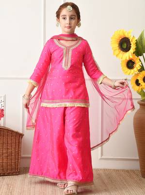 Girls pink ethnic sharara set with dupatta     festive ethnic wear for girls ilksd32 3