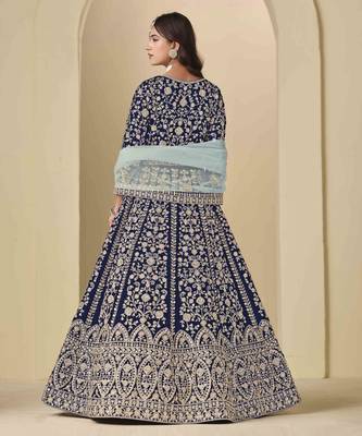 Navy blue velvet heavy thread embroidery with sequins work salwar kameez 3