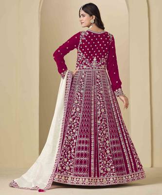 Rani pink velvet heavy thread embroidery with sequins work salwar kameez 4