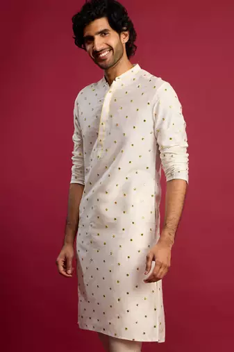 Vastramay men white viscose mirror work & thread embroidered kurta | full crepe lining | dk collar & placket