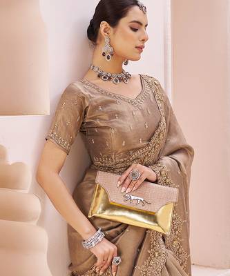 Beige embroidered banarasi jacquard saree 3