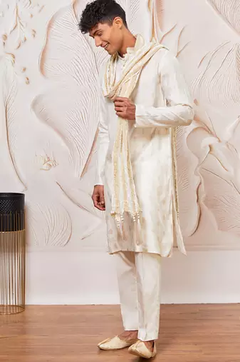 cream gold jacquard silk blend kurta pyjama set with white crushed dupatta | festive ethnic wear