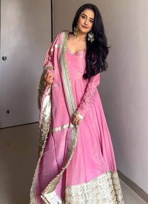 Rose glow  anarkali pink flair gown with golden dupatta & border 2
