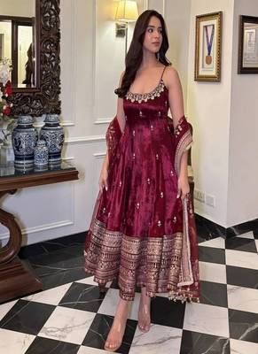  maroon anarkali suit set zari sequins 3 piece gown outfit 3