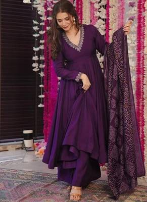 Women embroidered anarkali wholesale kurti set 4