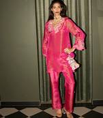 Pink embroidered chanderi kurta set