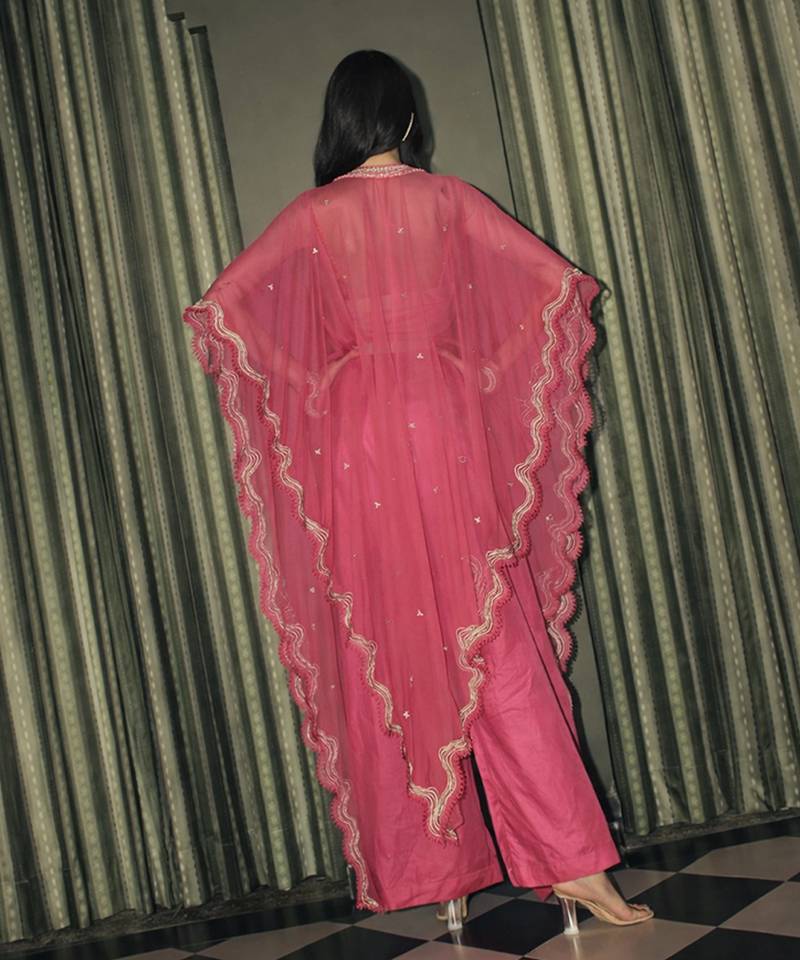 Pink embroidered crepe kaftan set