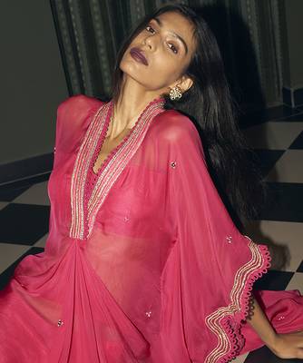 Pink embroidered crepe kaftan set 4
