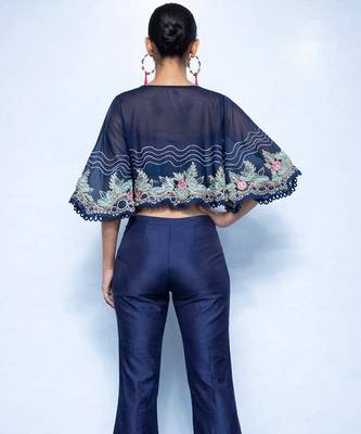 Blue embroidered organza gharara set 4