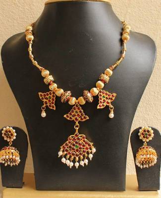 Beautiful Handmade Temple Necklace Set 1