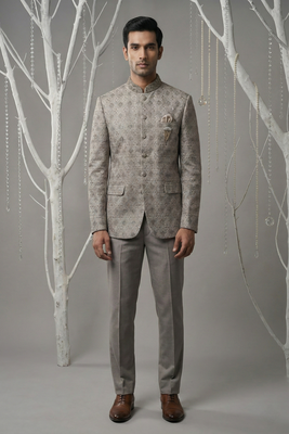 Grey thread and sequins embroidered bandhgala 3