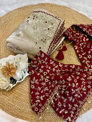 Off White Color Designer Embroidered Detailing Space Silk Saree 5