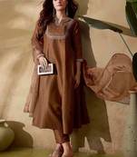 Women Ethnic Motifs Printed A-Line Kurta with Trouser & Dupatta