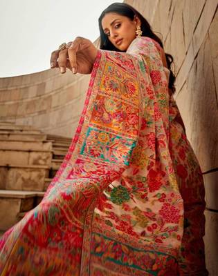 Silver-grey intricate weave saree 2