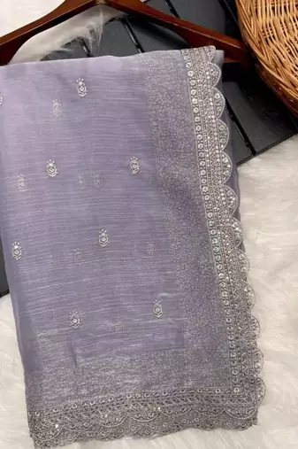 Mauve silk blend saree with scalloped embroidery