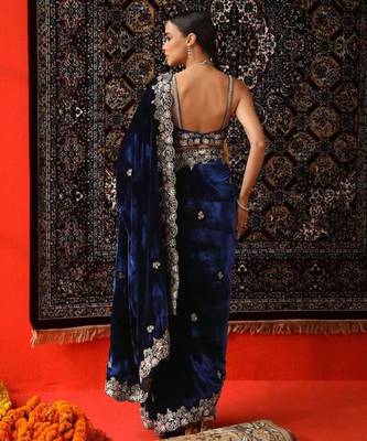 Navy blue velvet embroidered saree 4