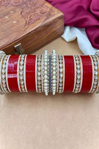 Traditional kundan punjabi bridal chooda bangles set