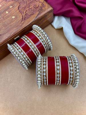 Traditional kundan punjabi bridal chooda bangles set 3