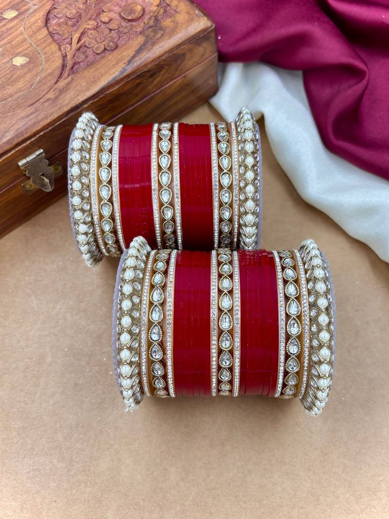 Traditional kundan punjabi bridal chooda bangles set