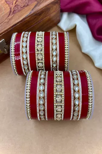 Classic pearl kundan punjabi bridal chura set