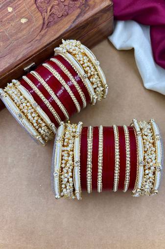 Handcrafted pearl punjabi chuda set