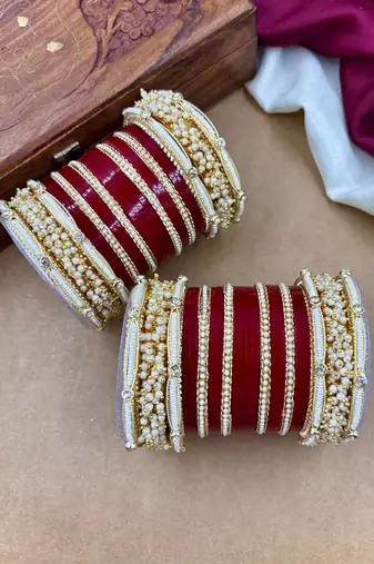 Handcrafted pearl punjabi chuda set