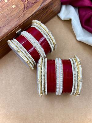 Pearl embellished punjabi wedding chura 4