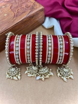 Royal hanging kundan punjabi wedding chuda 2