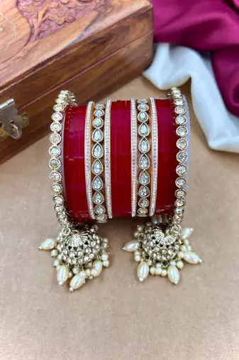 Royal hanging kundan punjabi wedding chuda