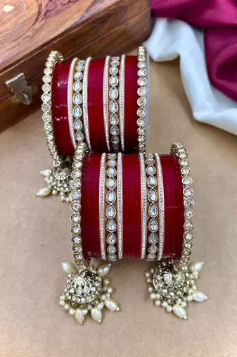 Royal hanging kundan punjabi wedding chuda