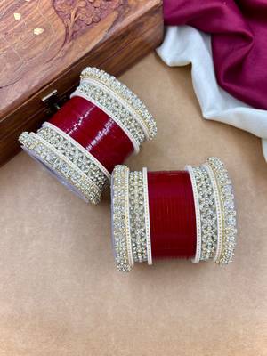 Premium diamond punjabi bridal chura 4